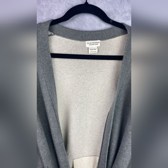 Club‎ Monaco Cashmere blend women Grey sweater cardigan Size XS oversized. - Picture 4 of 12